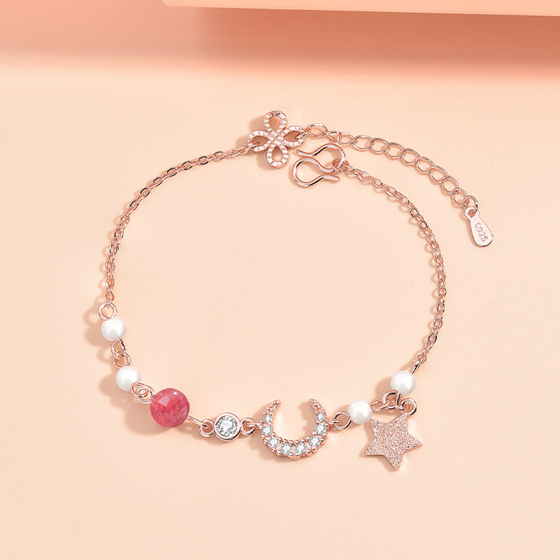Factory Wholesale Xingyue Bracelet Girl Friend Sisters Chain Strawberry Crystal Bracelet Student Korean Version Sen Series Girl Heart Jewelry
