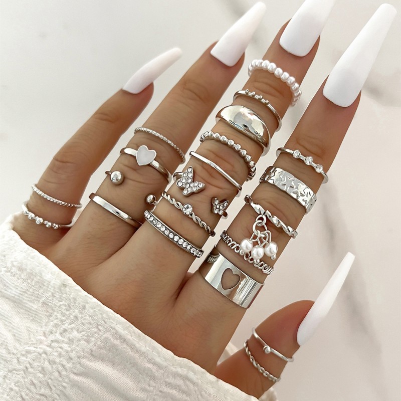 European And American New Butterfly Diamond Ring Mixed Batch Pearl Ring Female Leaf Love Chain Joint Ring Set Of 22